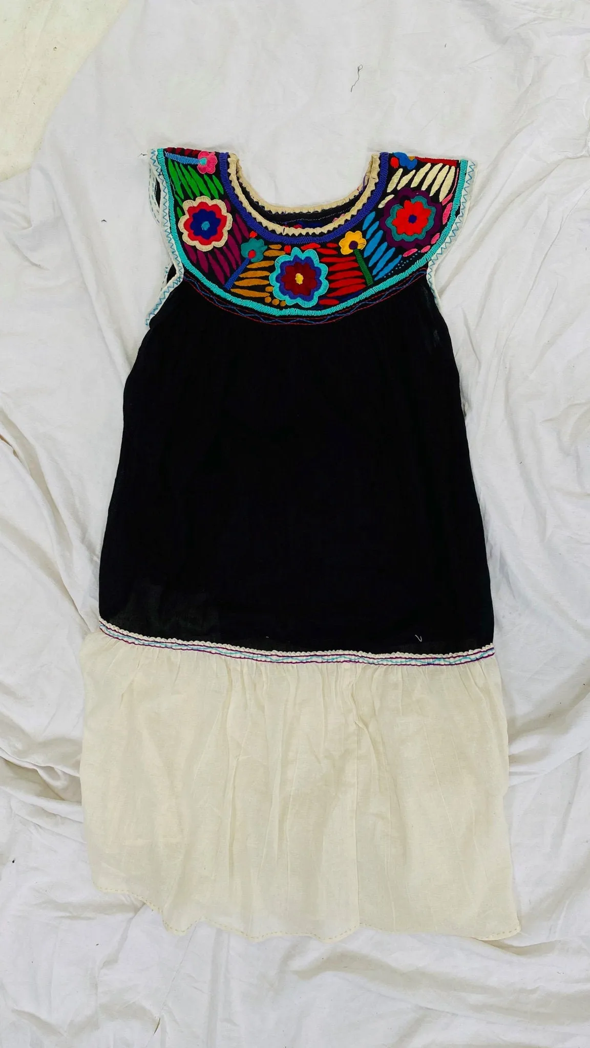 Mexican Embroidered Dress. Chiapas. XS-M