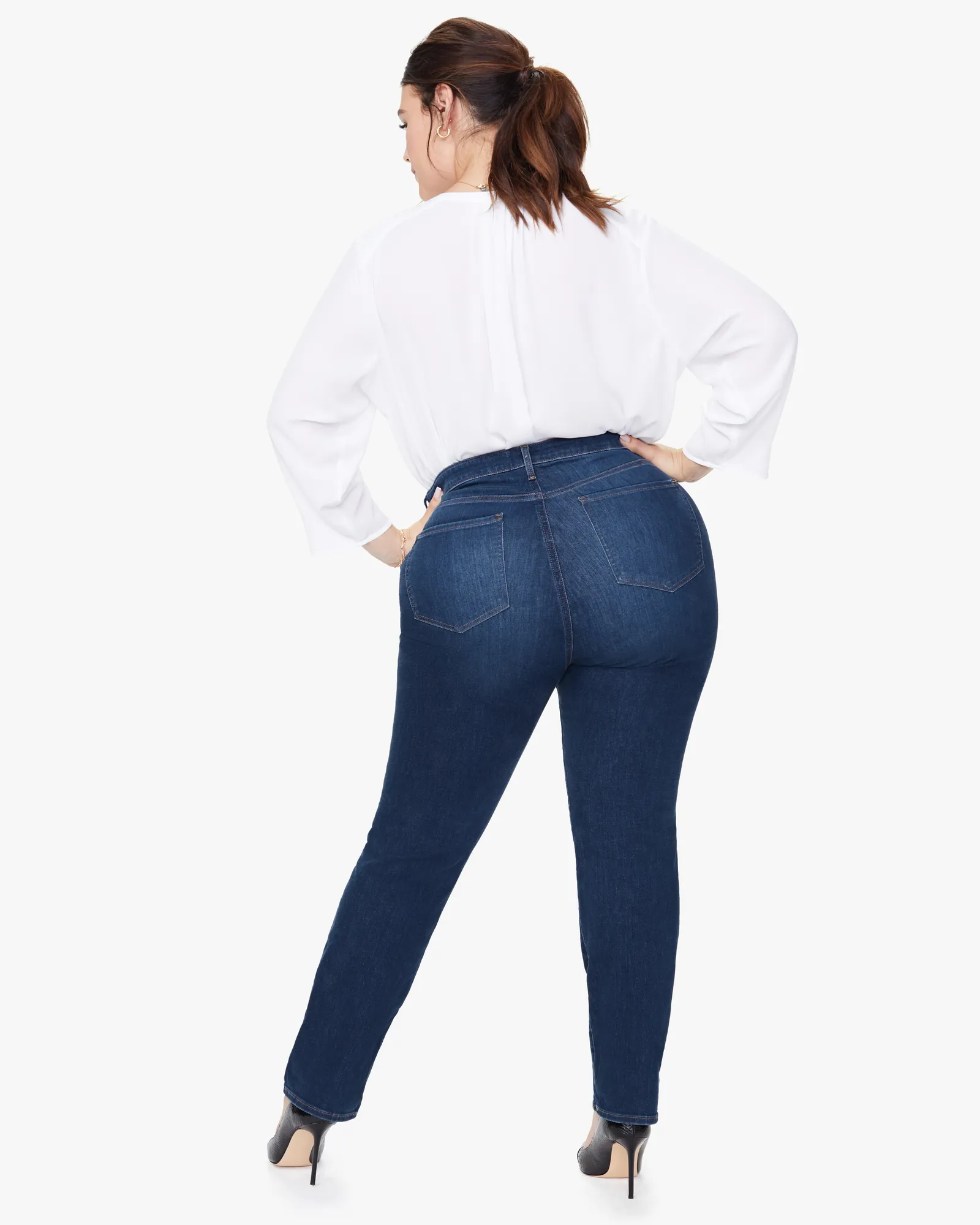 Sheri Slim Leg Jean | Quinn
