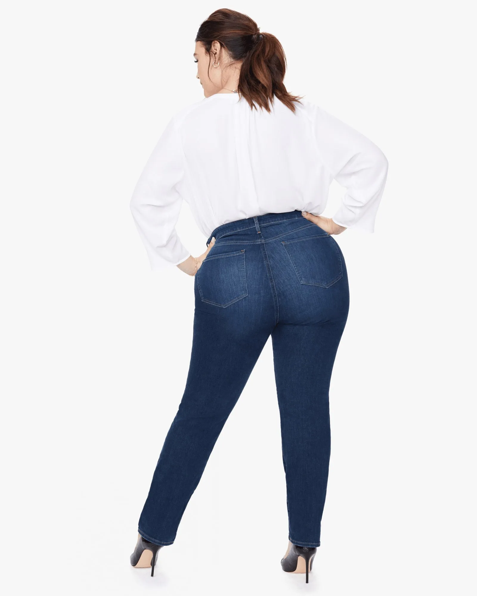 Sheri Slim Leg Jean | Quinn
