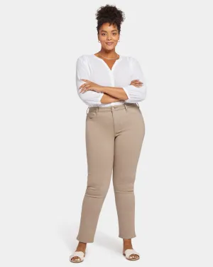 Sheri Slim Leg Jean | Saddlewood