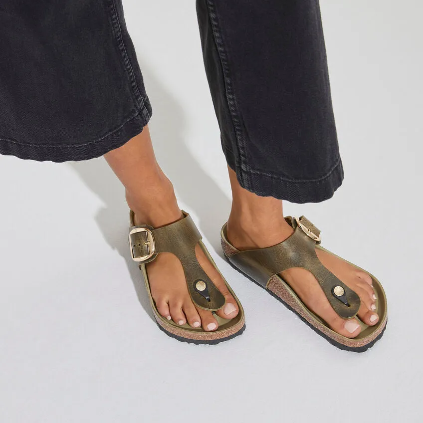WOMEN'S BIRKENSTOCK GIZEH BIG BUCKLE SANDAL | OLIVE GREEN  OILED LEATHER